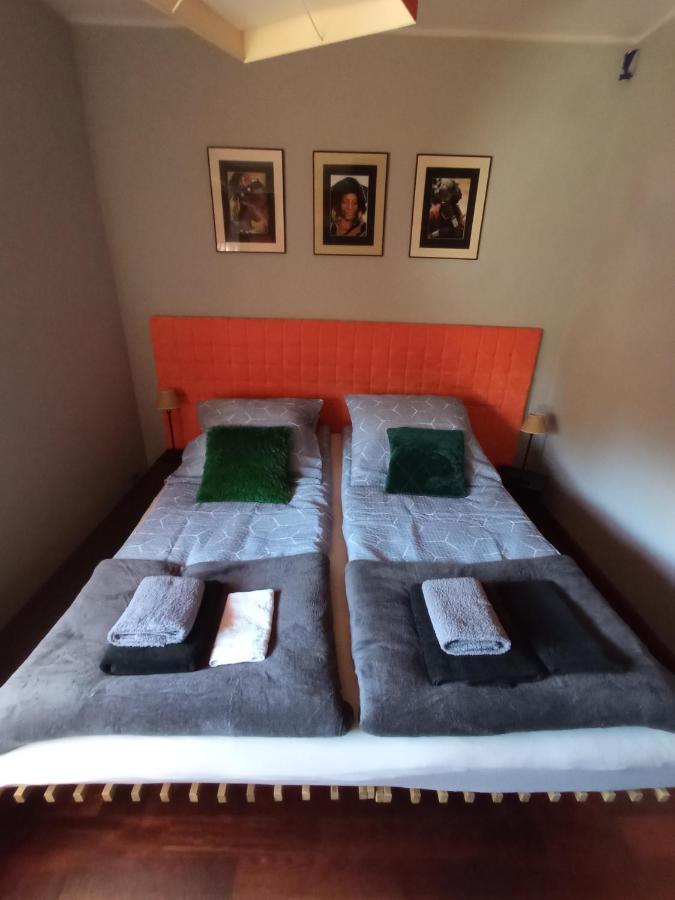 Niewielki Jedno Lub Dwuosobowy W Duzym Mieszkaniu W Wrzeszcz Ul Smoluchowskiego Kolo Akademii Medycznej - Cooliving Privatunterkunft